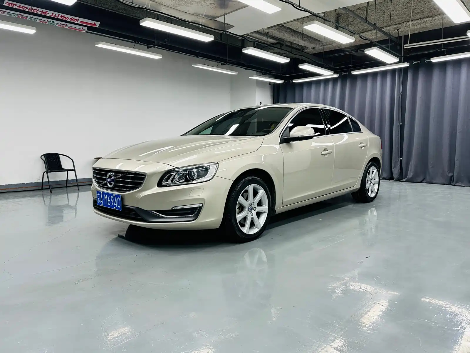 VOLVO S60