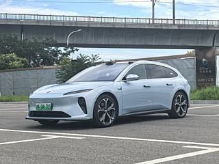 Заказать NIO ET5T