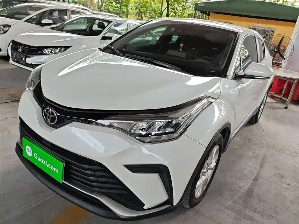 TOYOTA IZOA 2021
