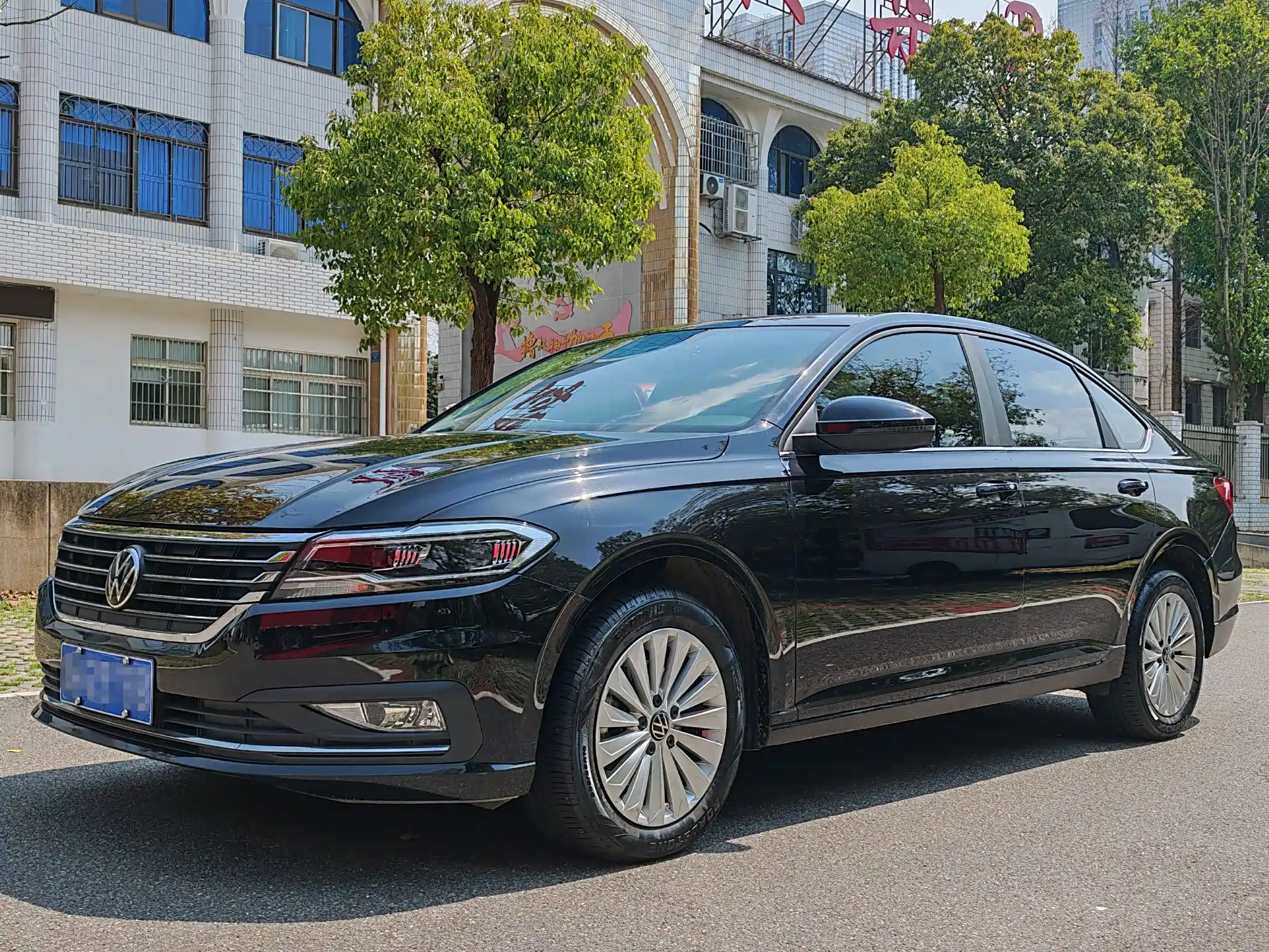 VOLKSWAGEN LAVIDA 2021