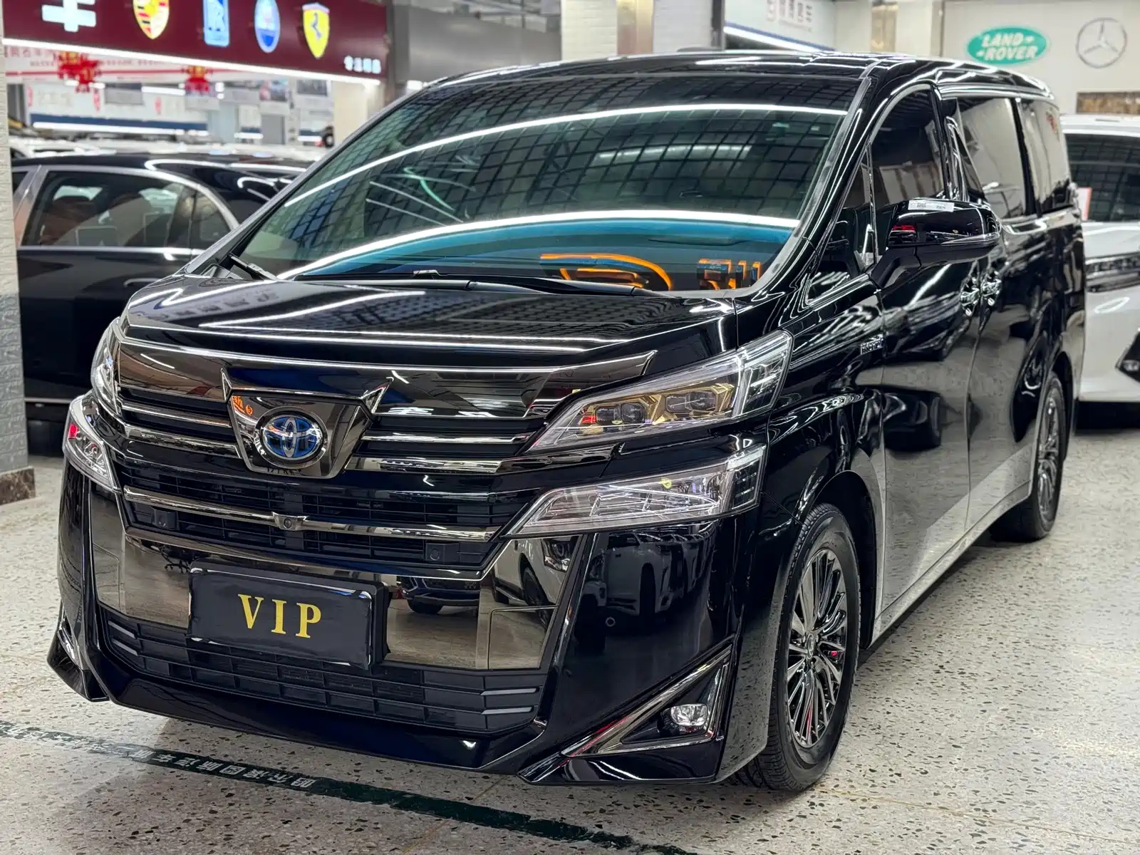 TOYOTA VELLFIRE 2021