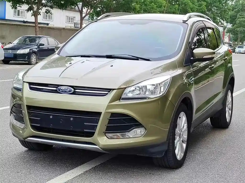 FORD ESCAPE 2015