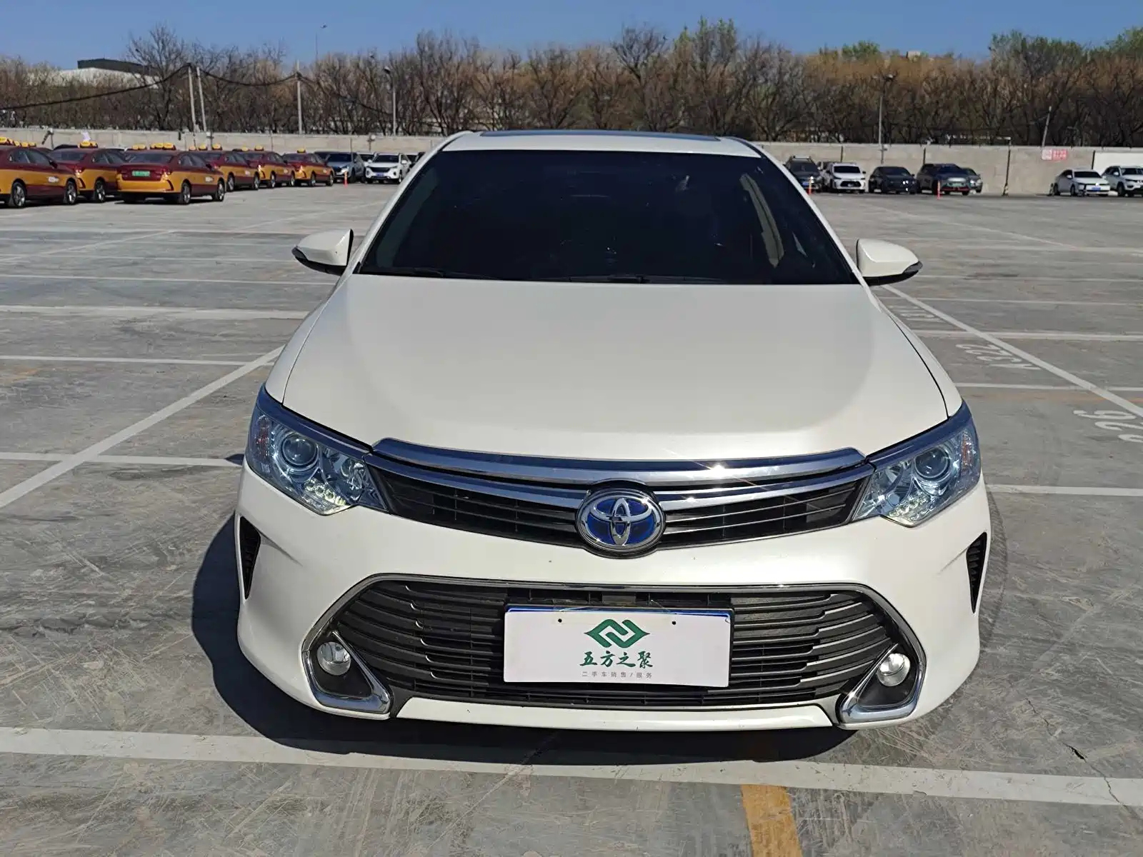 TOYOTA CAMRY 2015