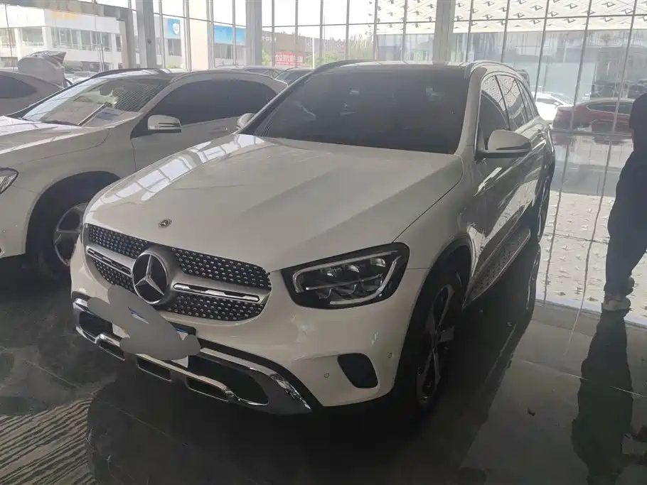 MERCEDES BENZ GLC 2022