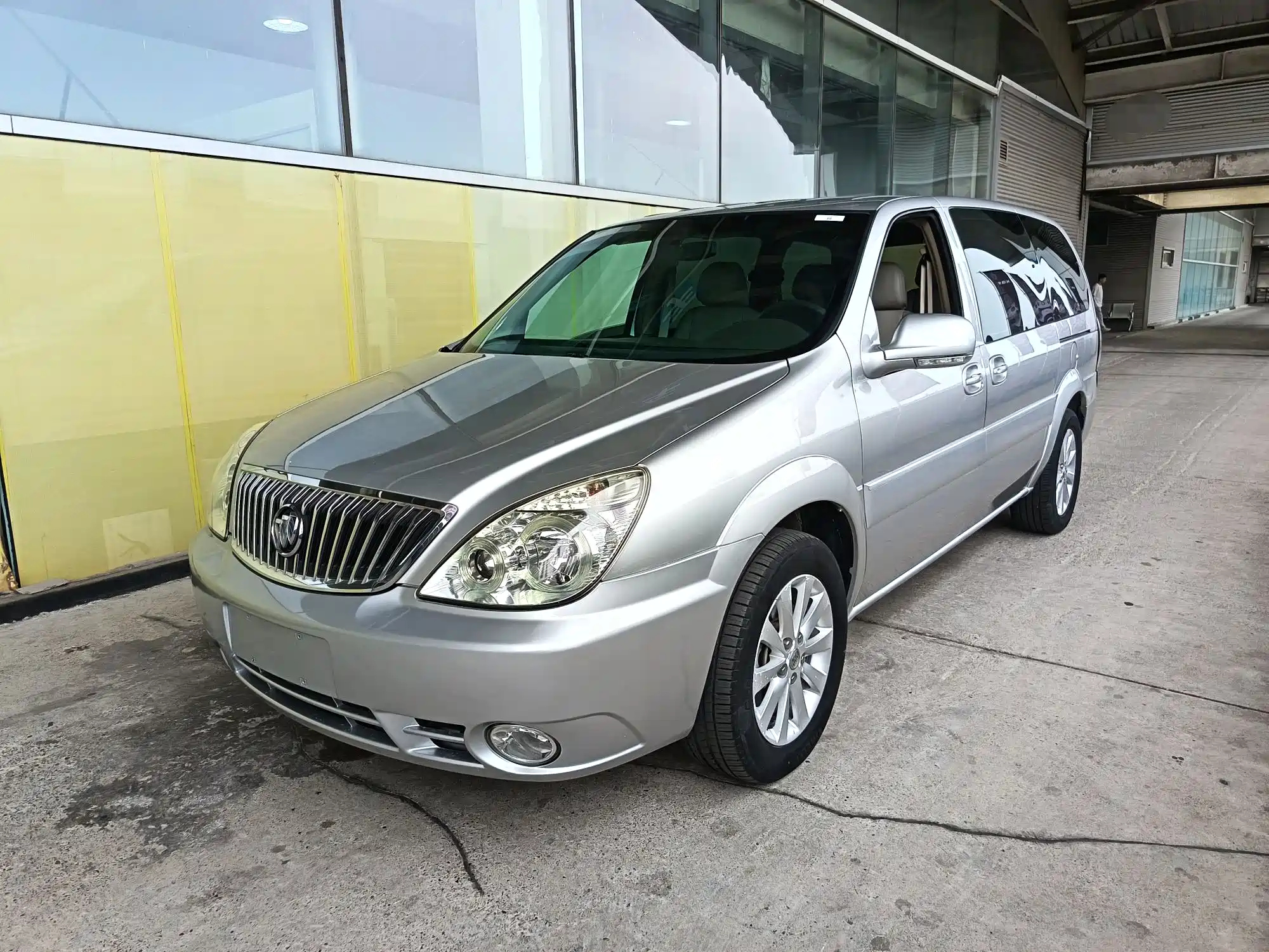 BUICK GL8 2014