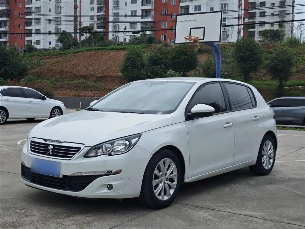 PEUGEOT 308S 2015