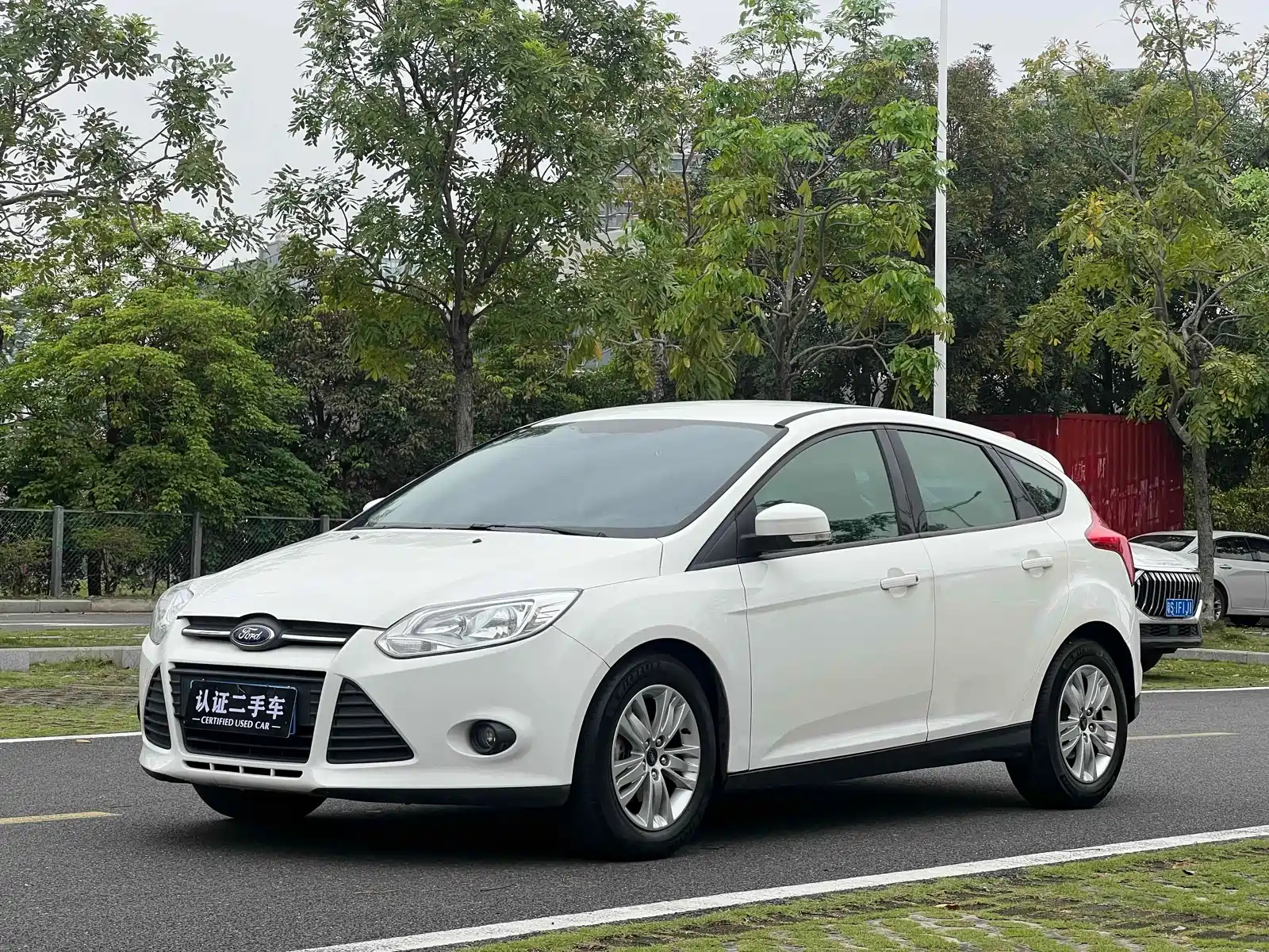 FORD FOCUS