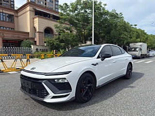 Заказать HYUNDAI SONATA