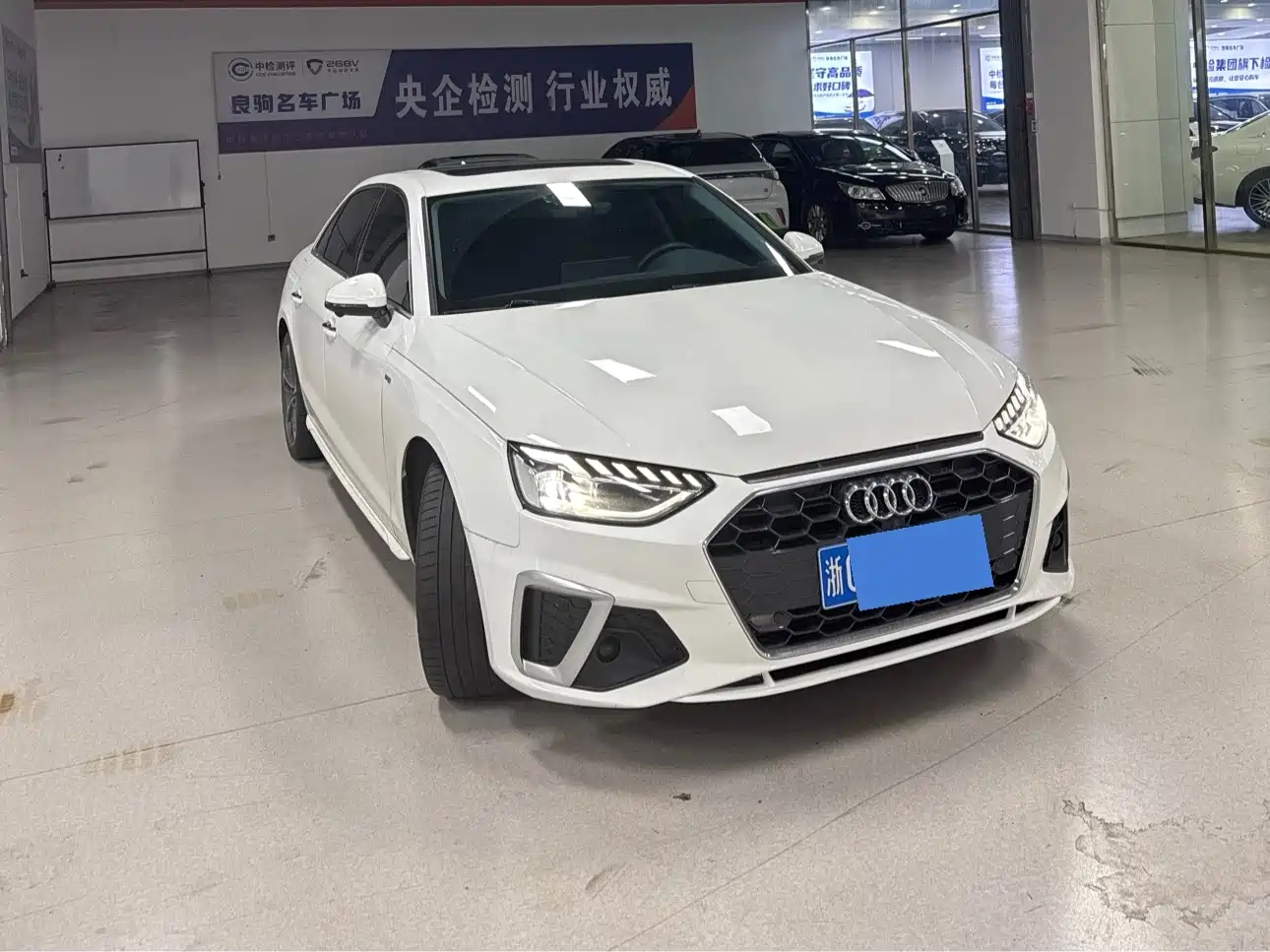 AUDI A4L 2021