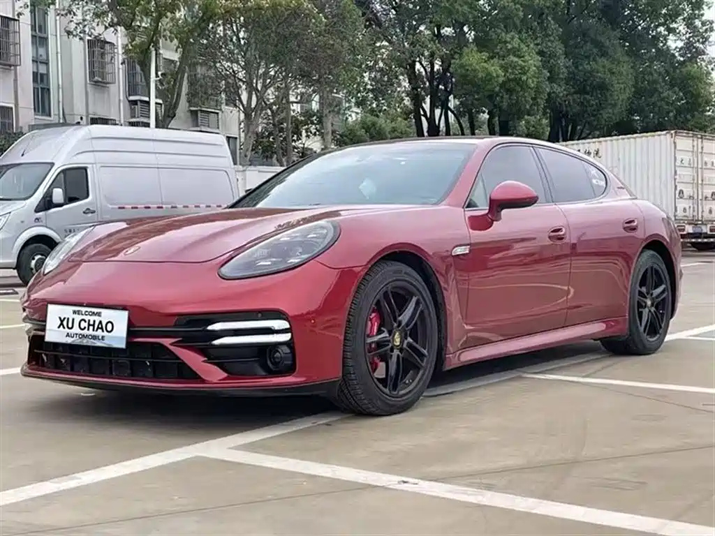 PORSCHE PANAMERA 2010