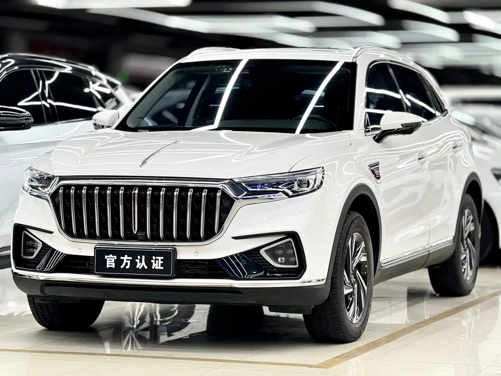HONGQI HS5 2022