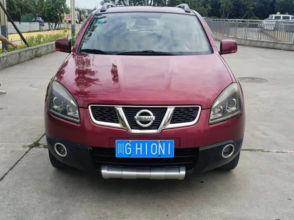 NISSAN QASHQAI 2012