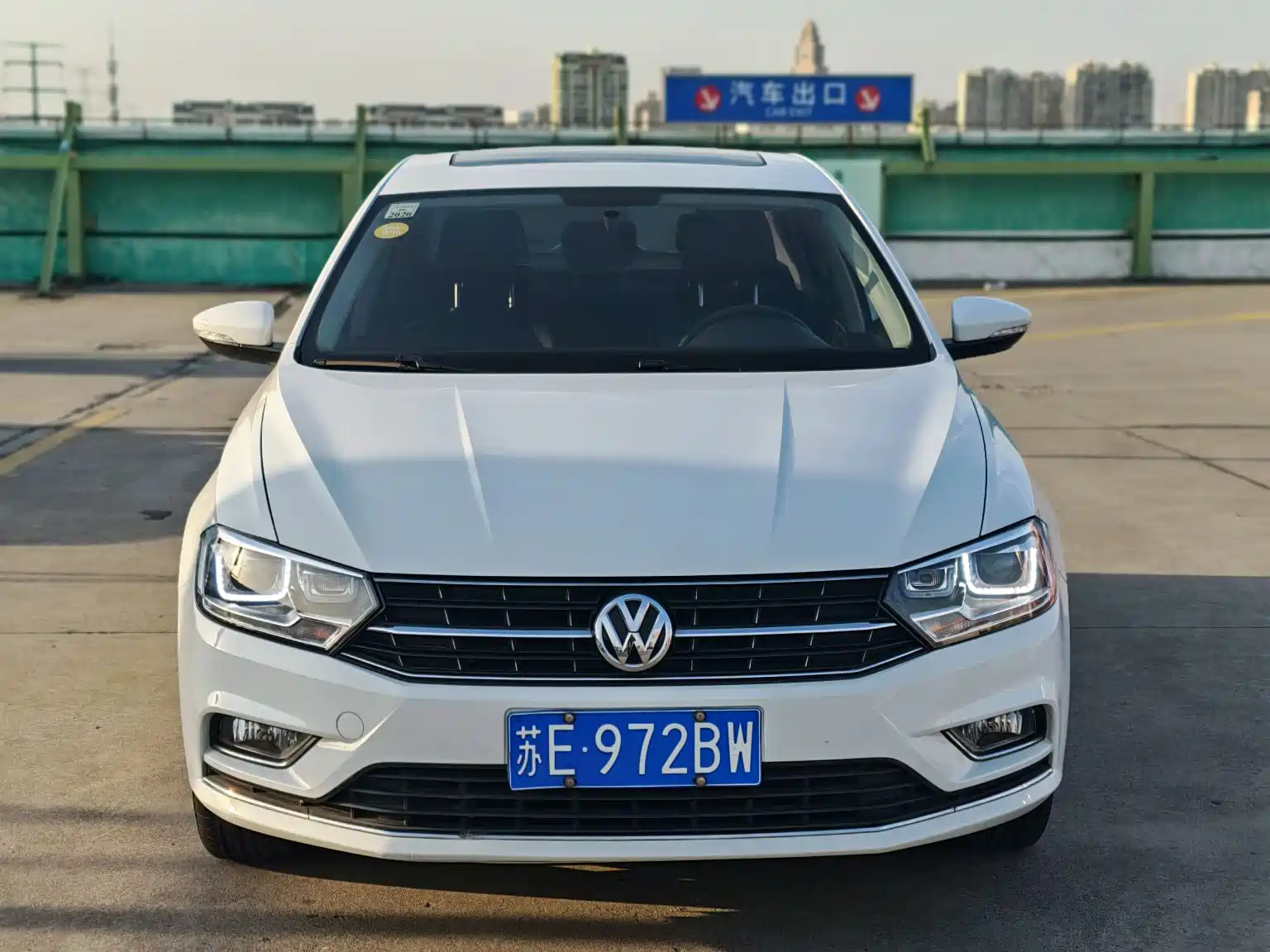 VOLKSWAGEN BORA 2018