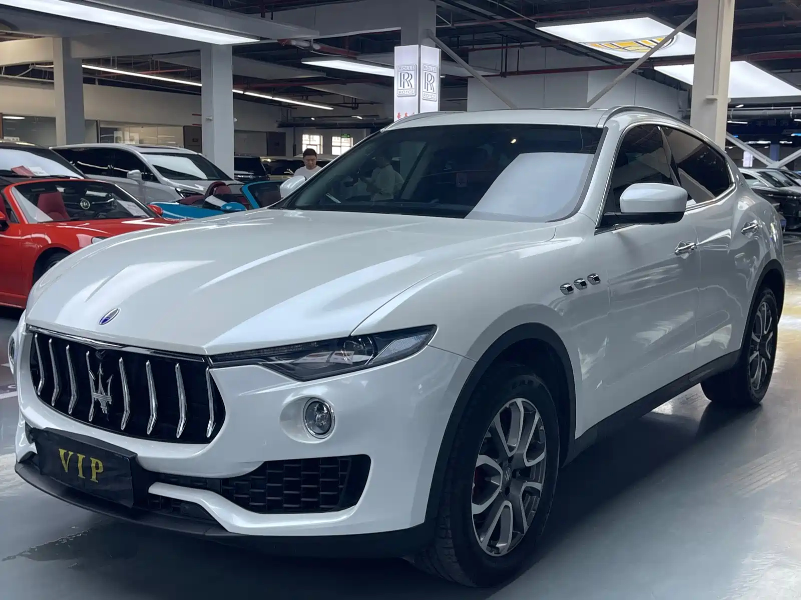 MASERATI LEVANTE 2016