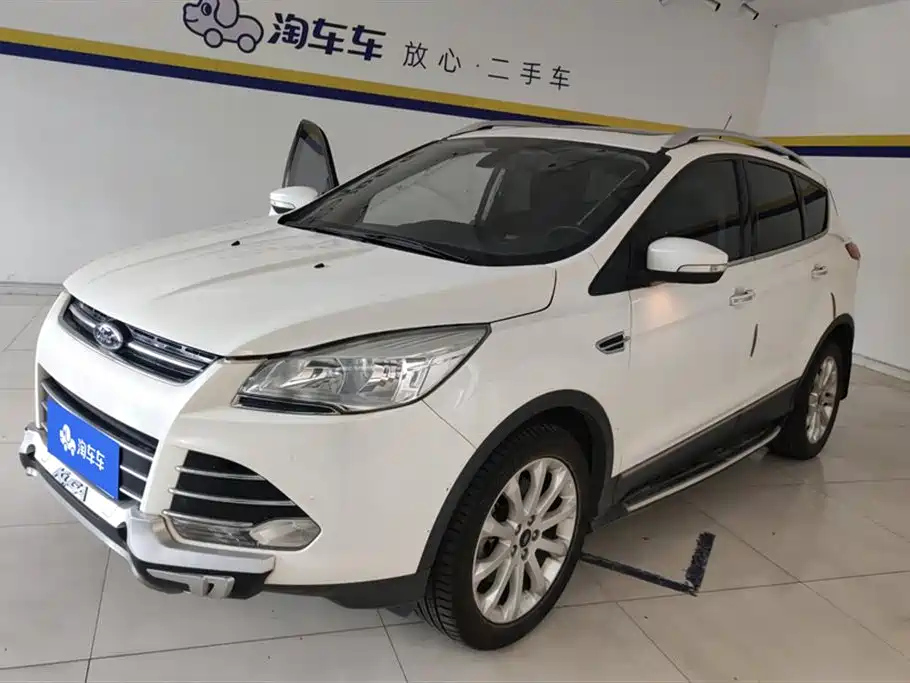 FORD ESCAPE 2015