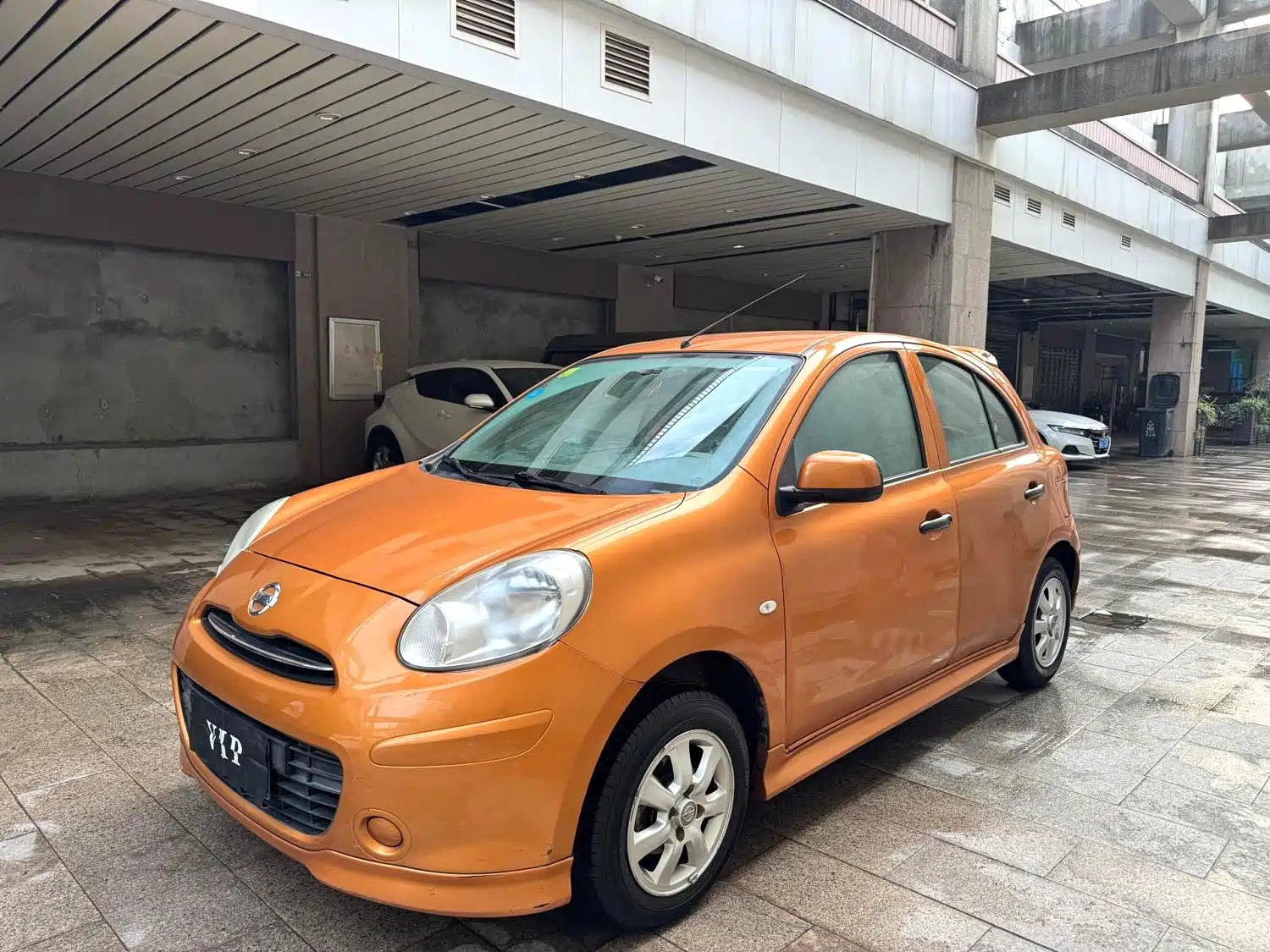 NISSAN OTHER 2010
