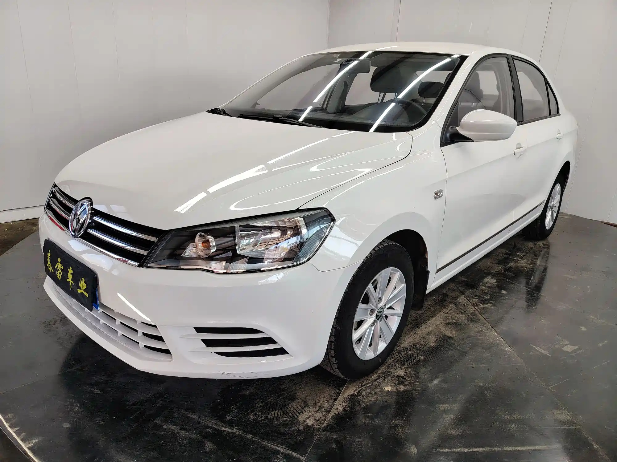 VOLKSWAGEN JETTA 2015