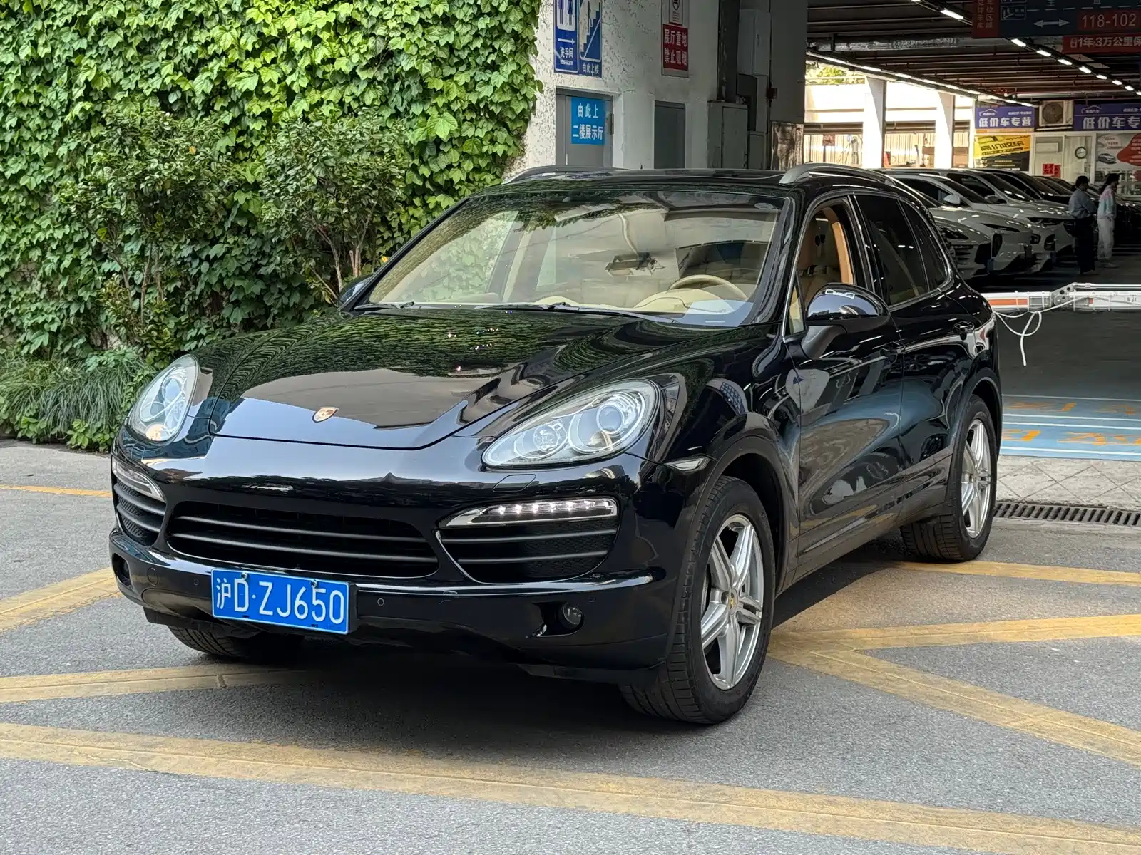 PORSCHE CAYENNE 2011