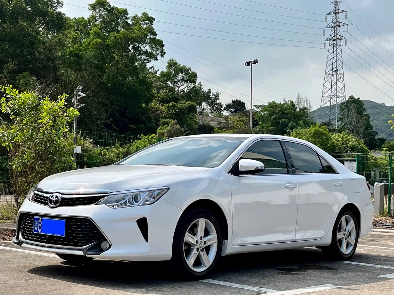 TOYOTA CAMRY 2015