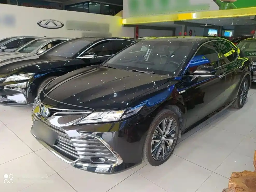 TOYOTA CAMRY 2021