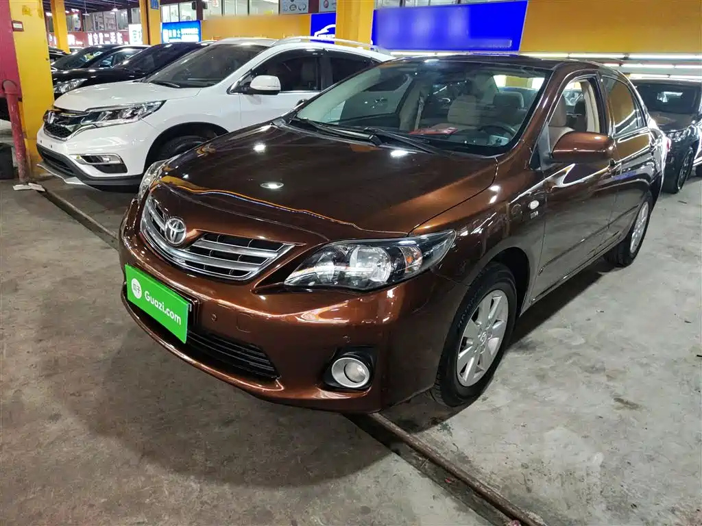 TOYOTA COROLLA 2013