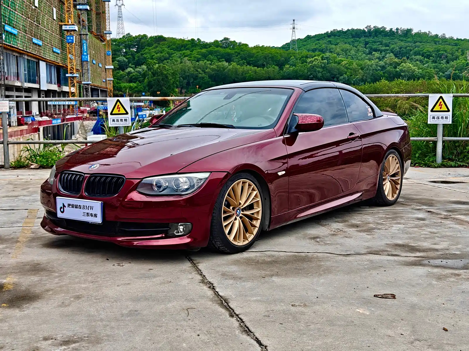 BMW 3-SERIES IMPORT 2011
