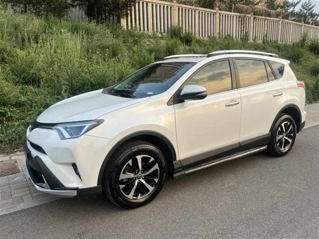 TOYOTA RAV4 RONGFANG 2016