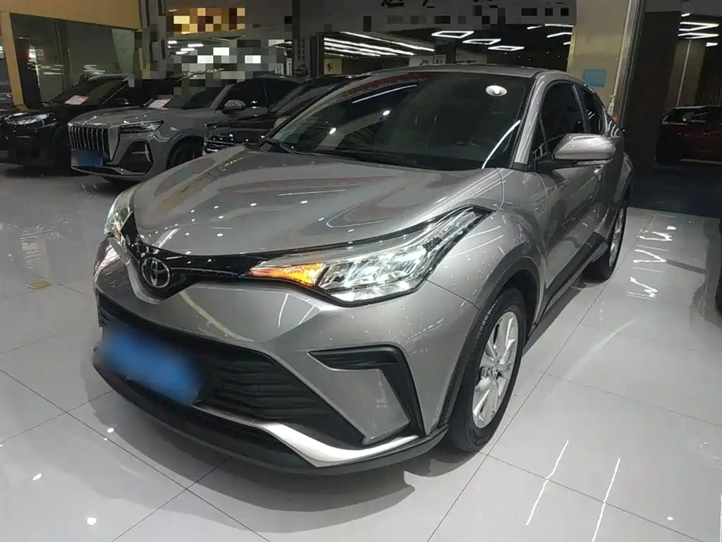 TOYOTA IZOA 2021