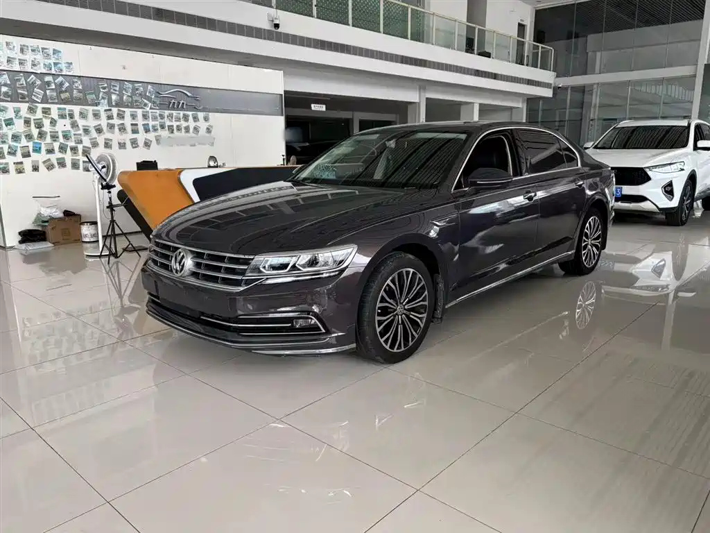 VOLKSWAGEN PHIDEON 2018