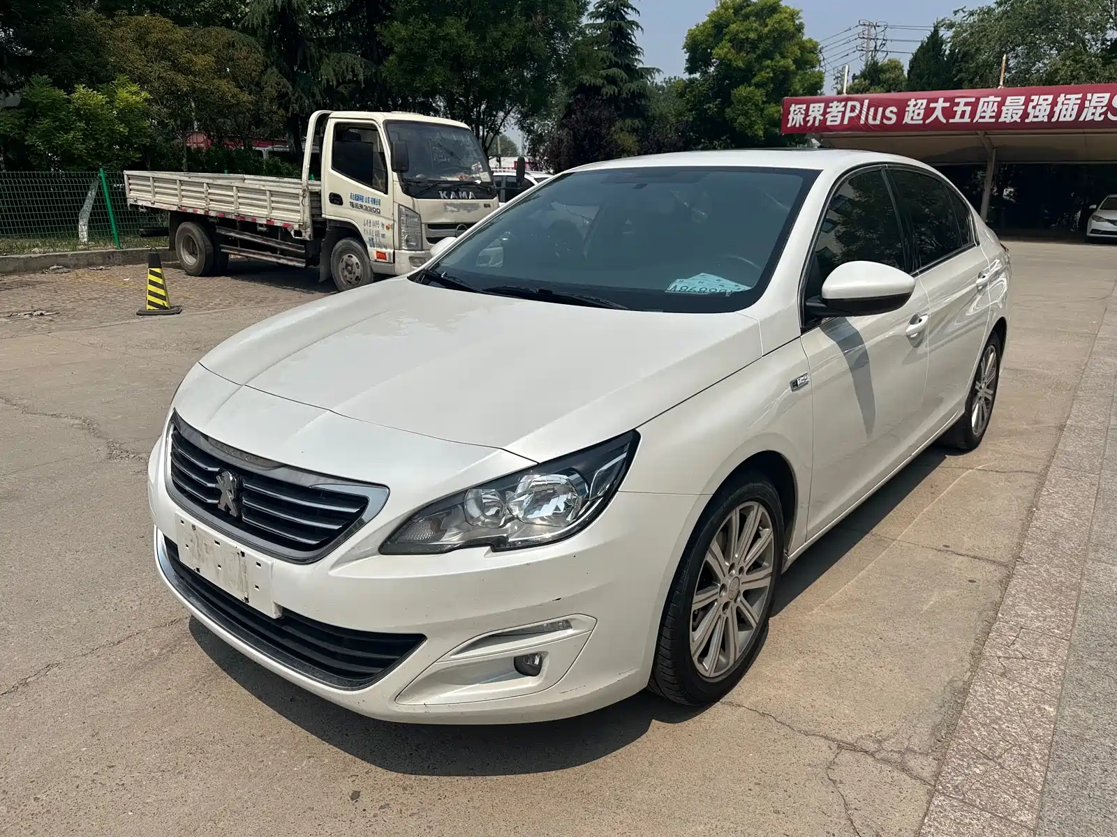 PEUGEOT 408 2016
