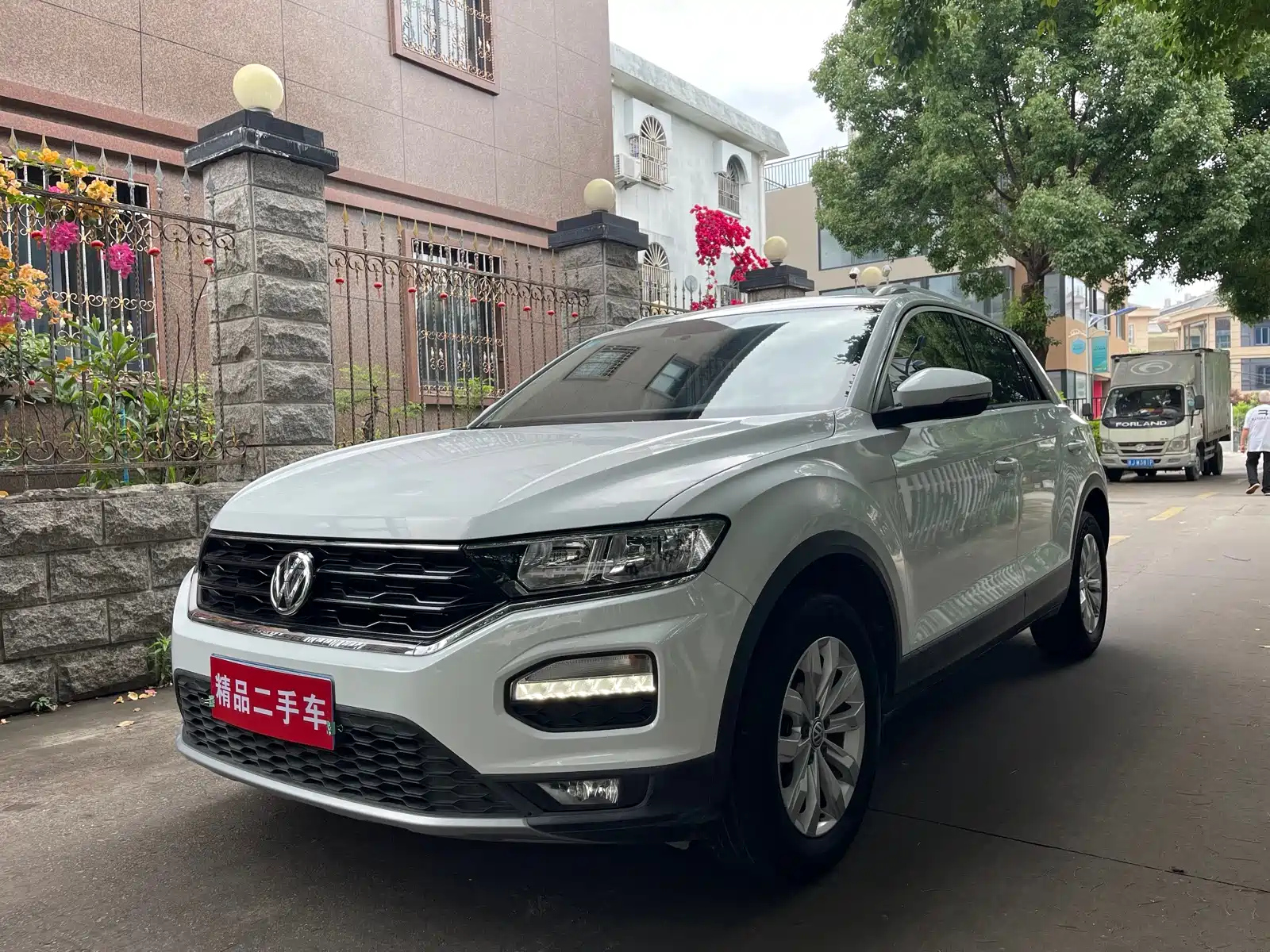 VOLKSWAGEN T-ROC TANGE 2019