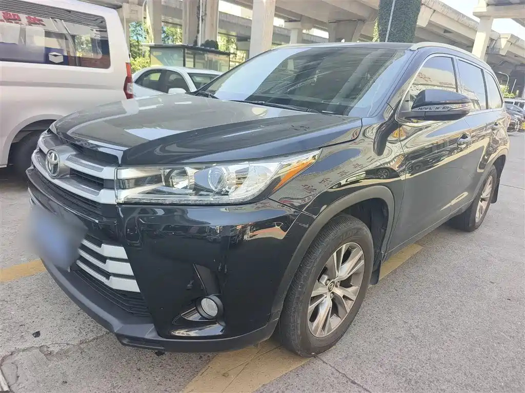 TOYOTA HIGHLANDER 2021