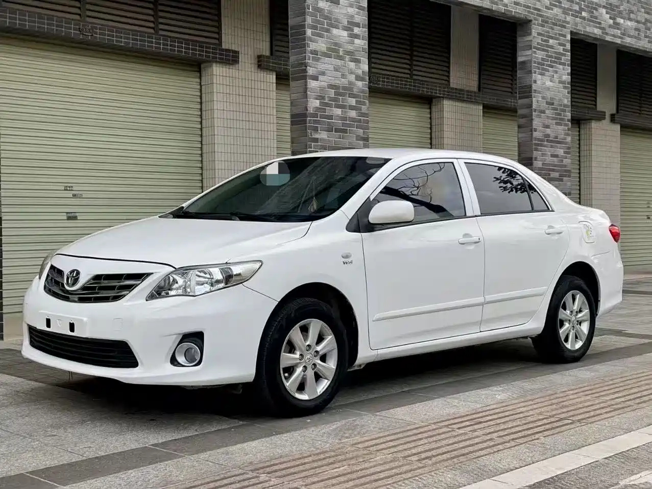 TOYOTA COROLLA 2011