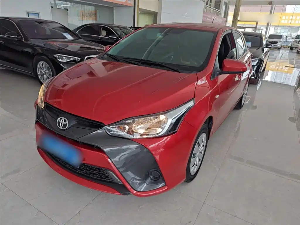 TOYOTA YARIS L DAZZLING