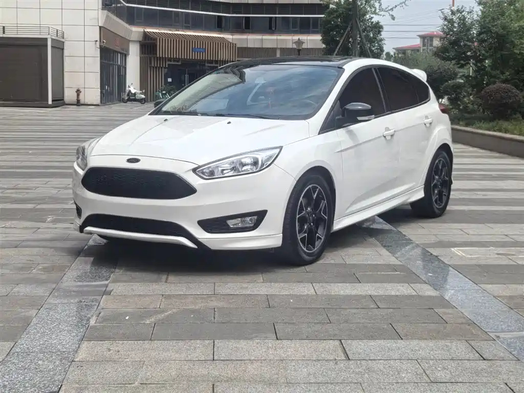 FORD FOCUS 2017