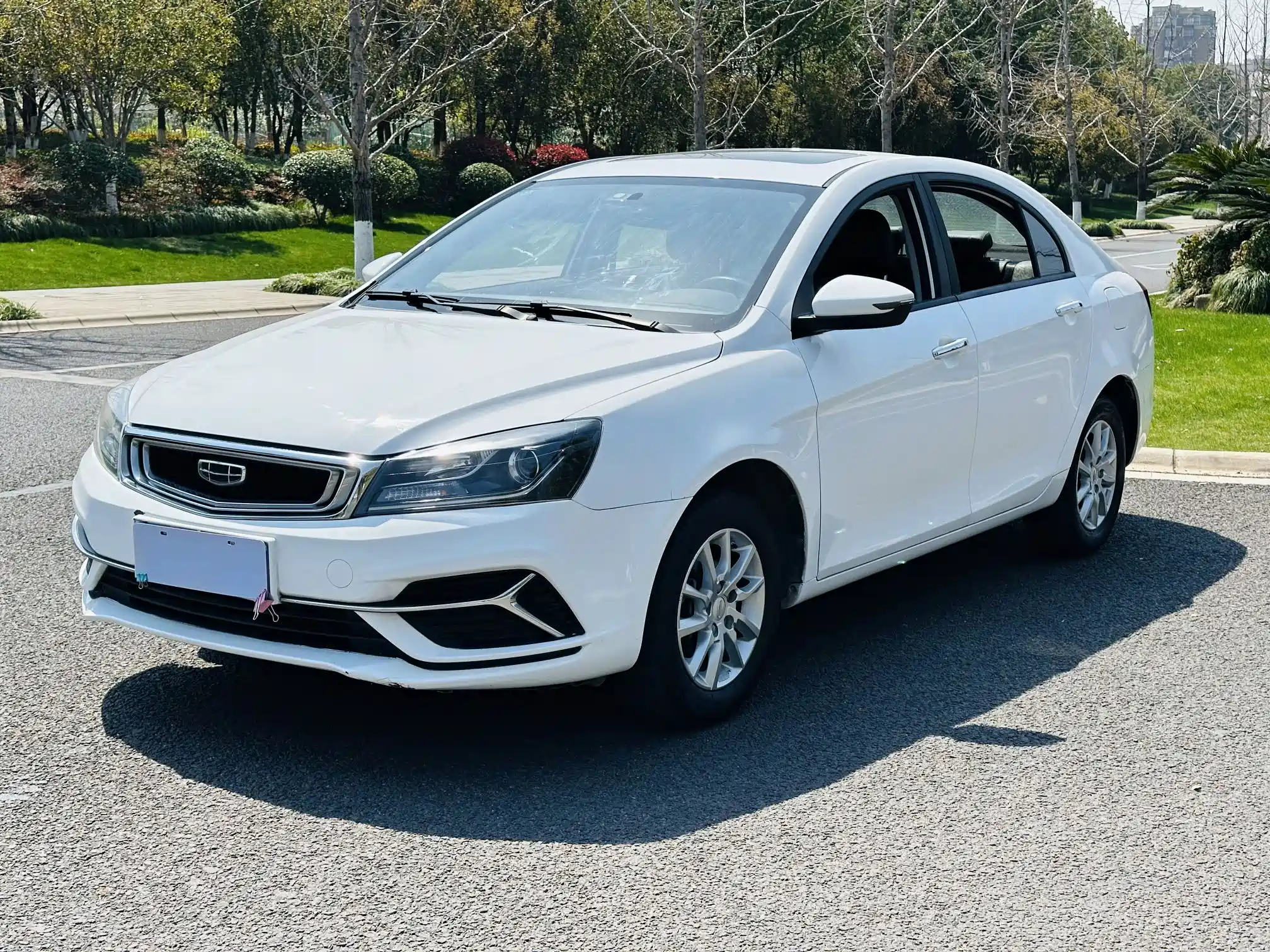 GEELY AUTO EMGRAND 2020