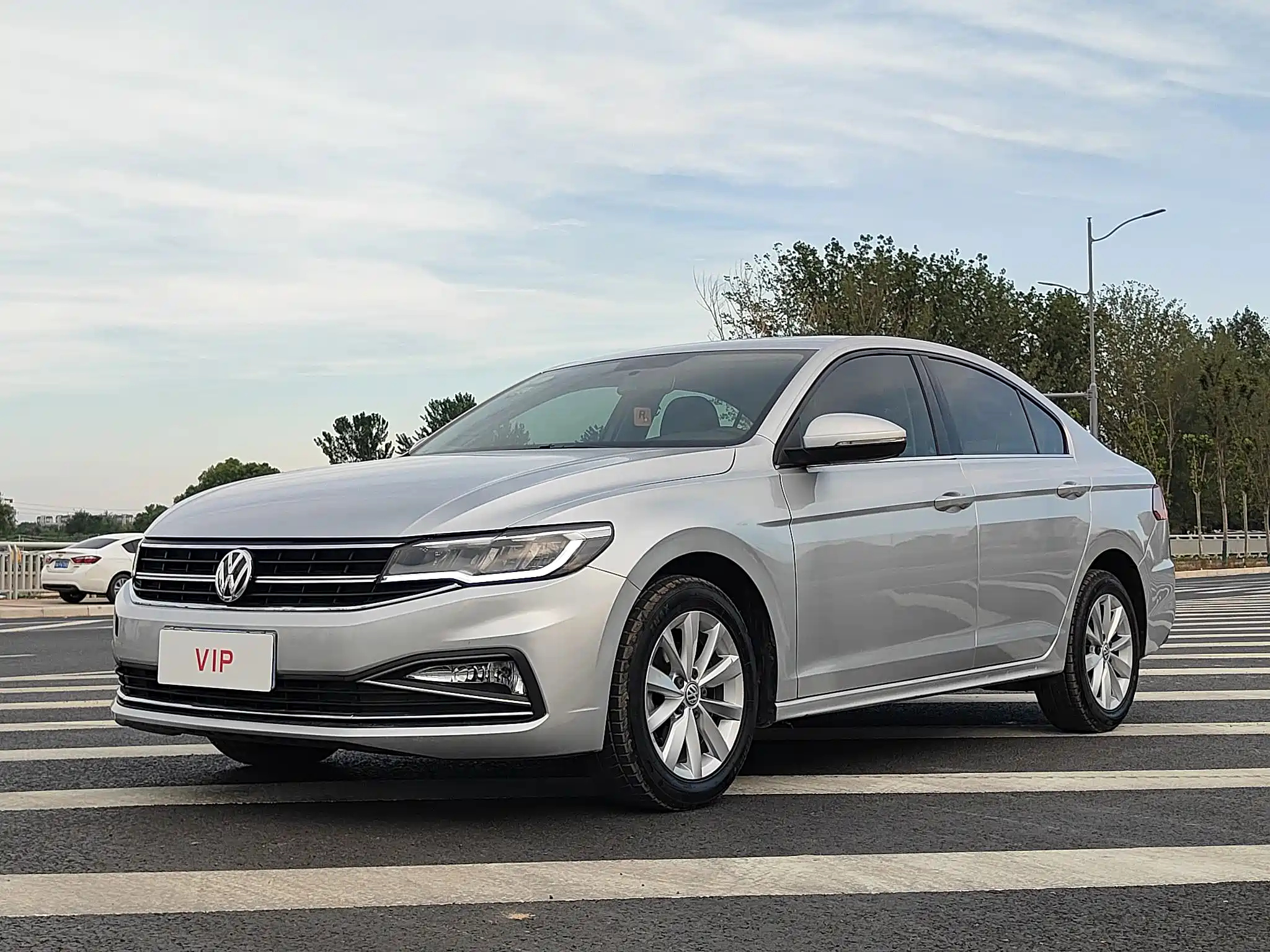 VOLKSWAGEN BORA 2019