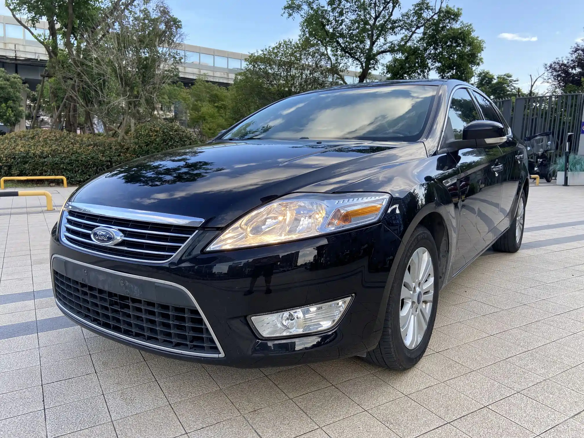 car