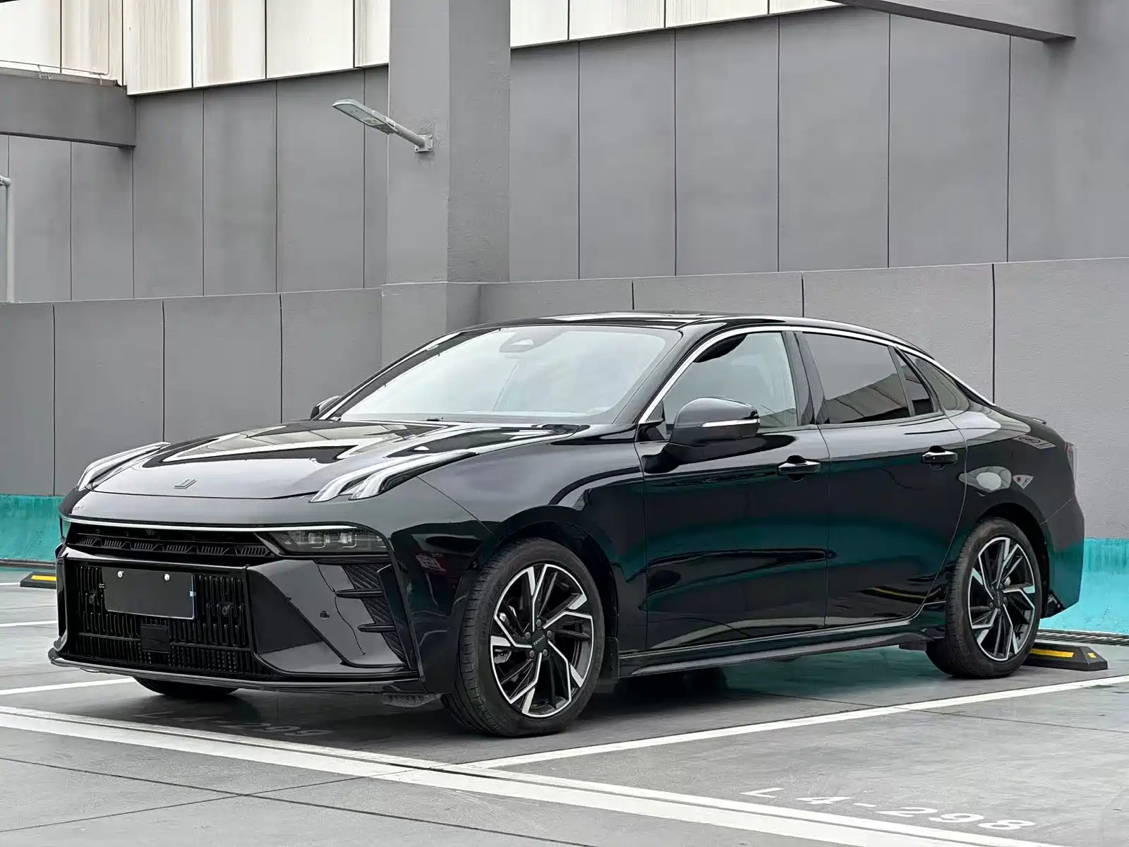 LYNK 03 2023