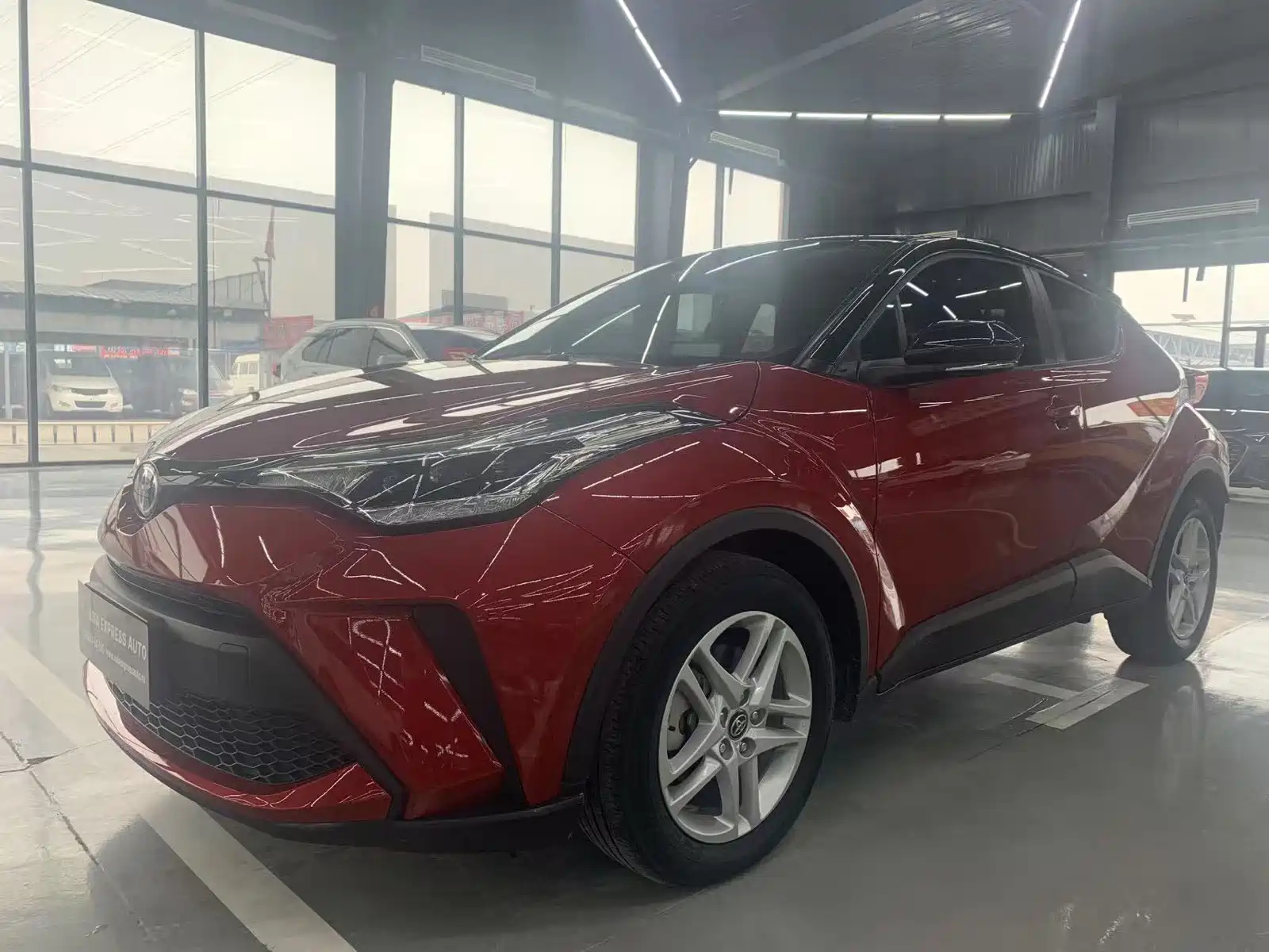 TOYOTA C-HR 2021