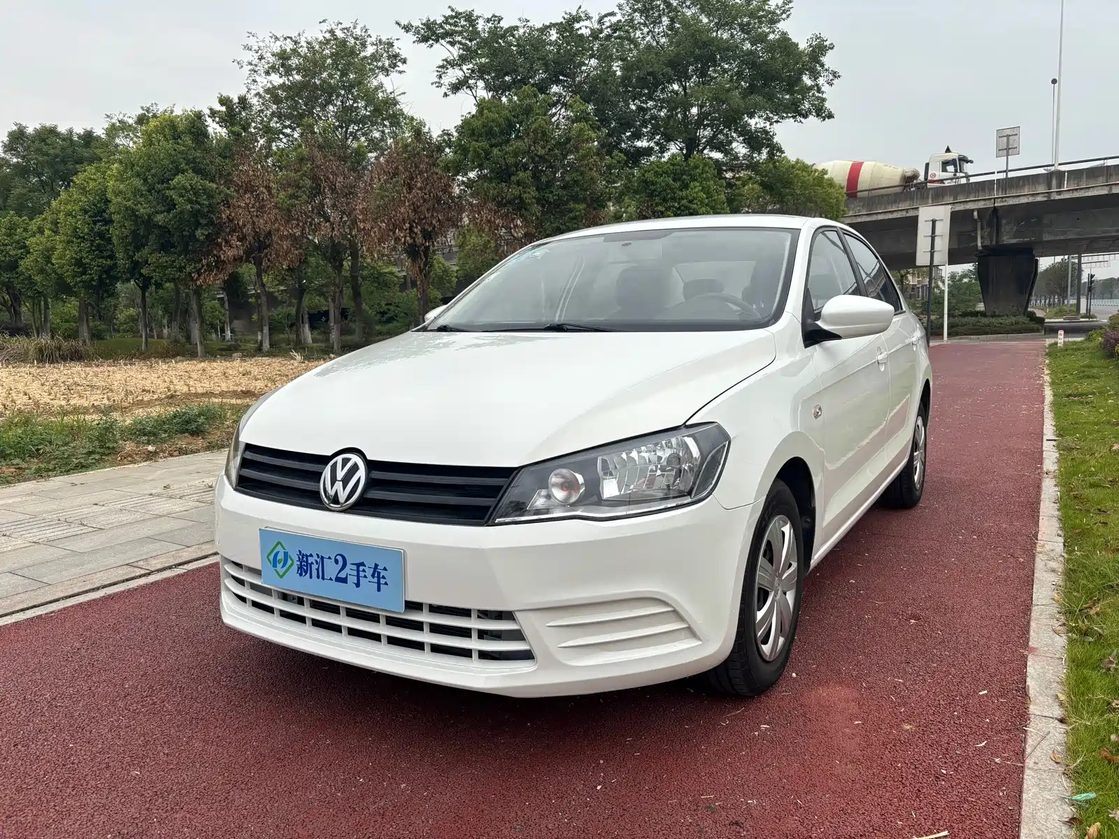 VOLKSWAGEN JETTA 2013
