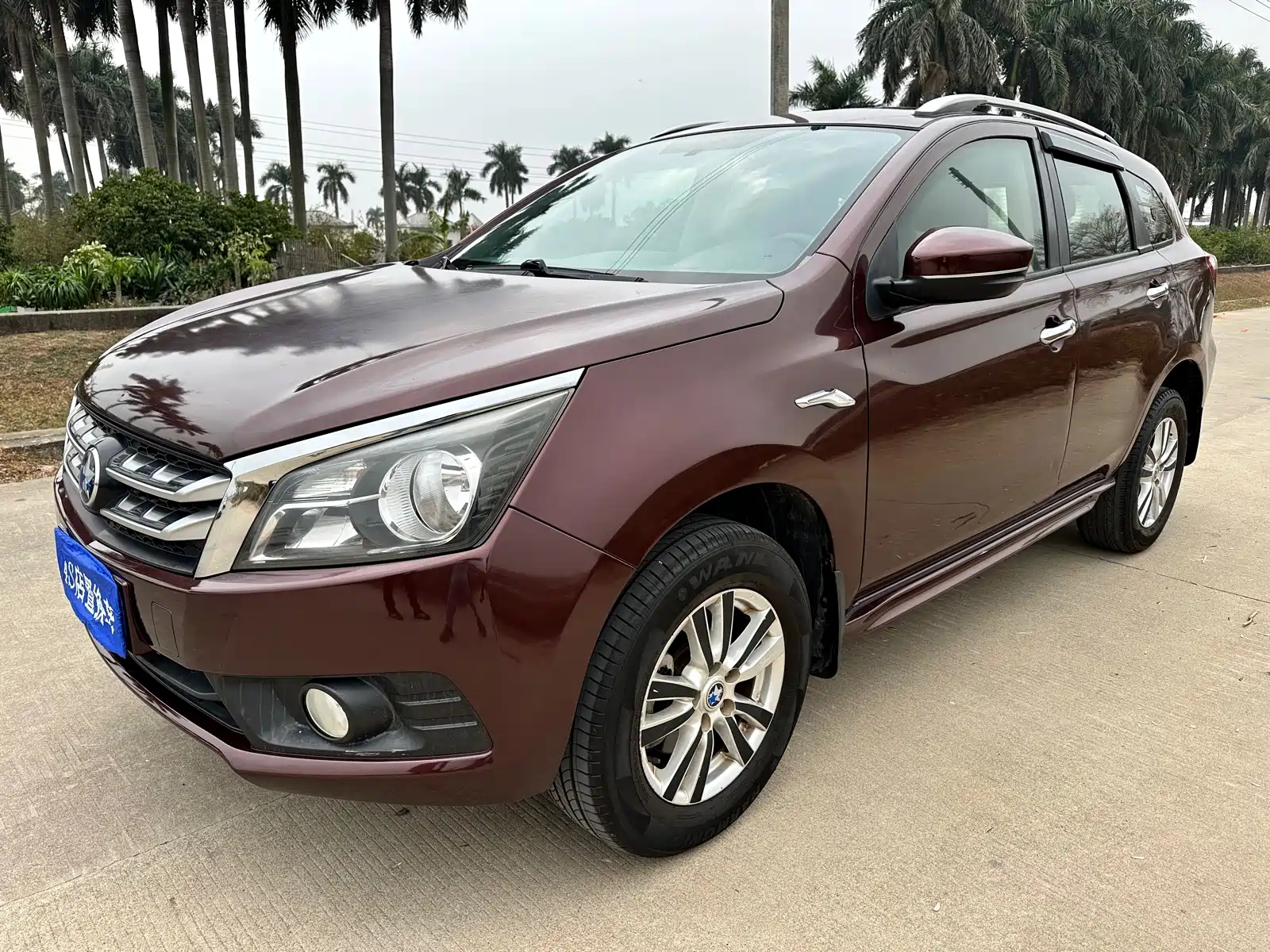 VENUCIA T70 2016