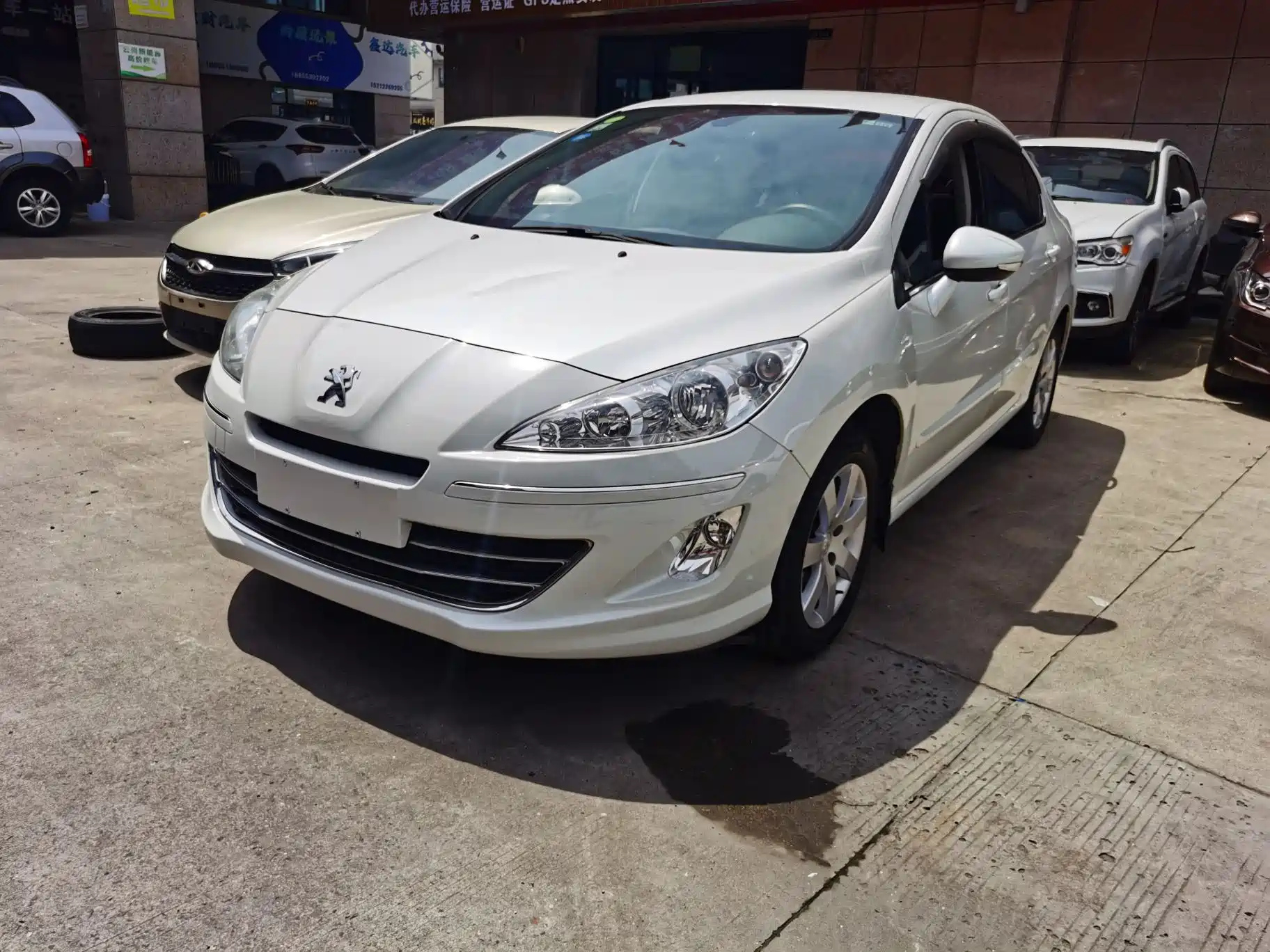 PEUGEOT 408 2013