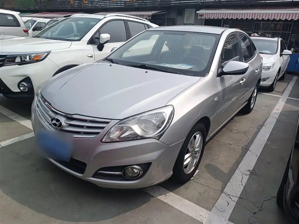 HYUNDAI CELESTA 2011