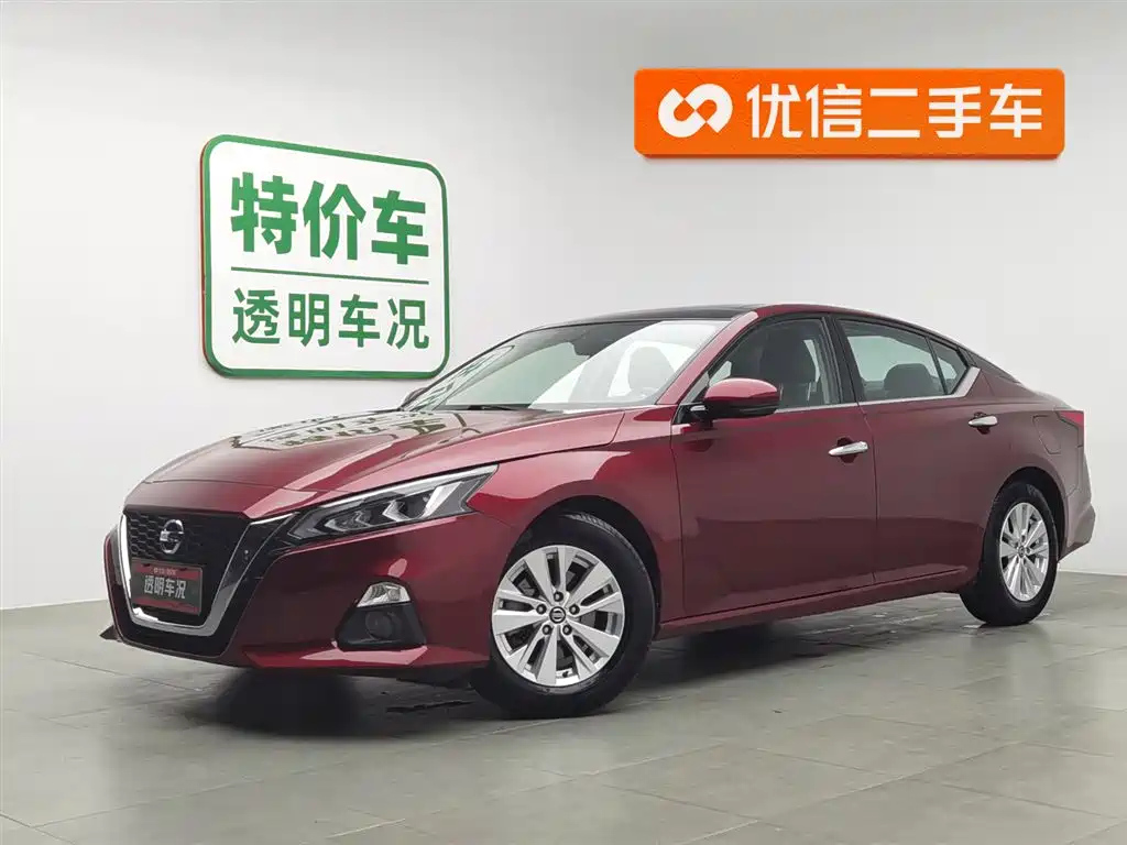 NISSAN TEANA 2020