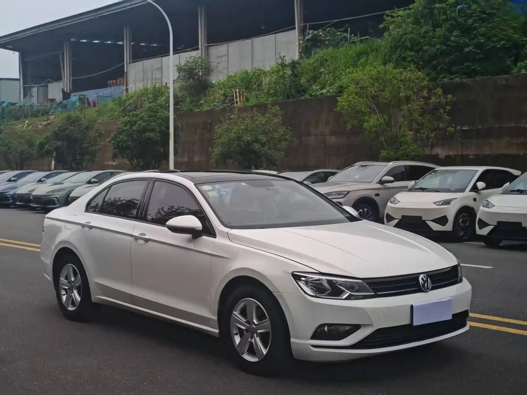 VOLKSWAGEN LAMANDO 2018
