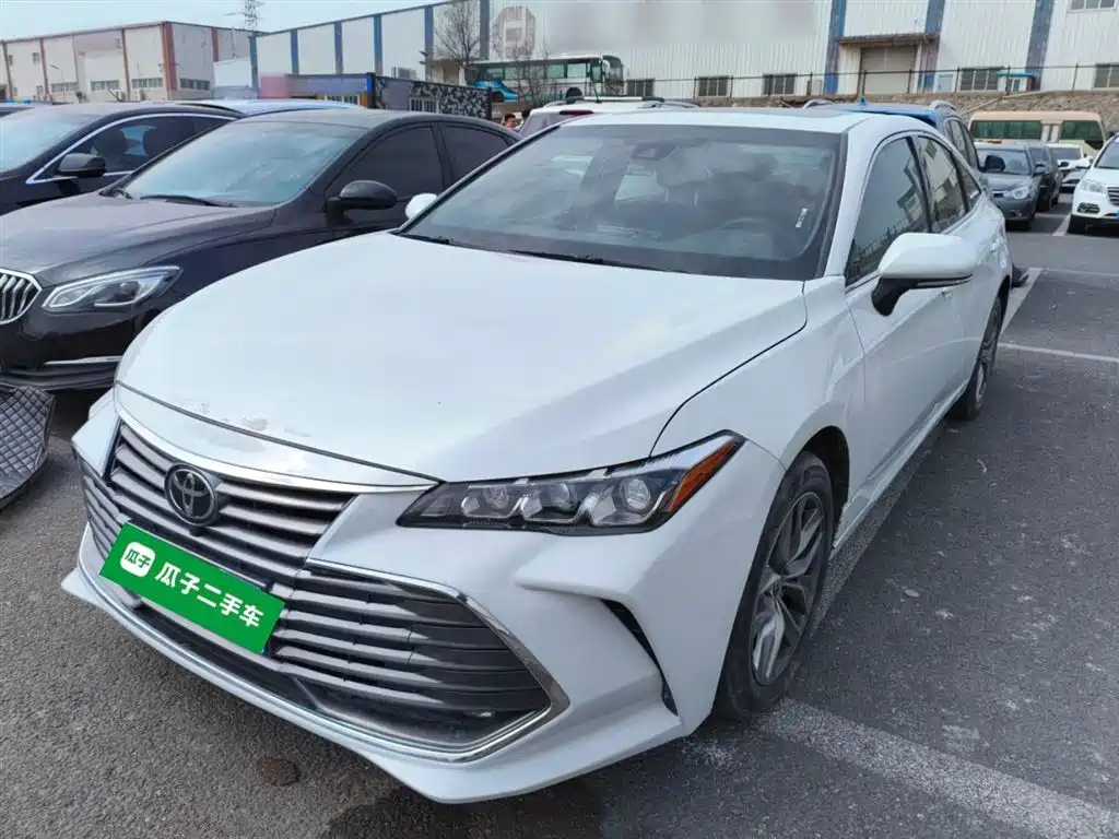 TOYOTA AVALON 2019