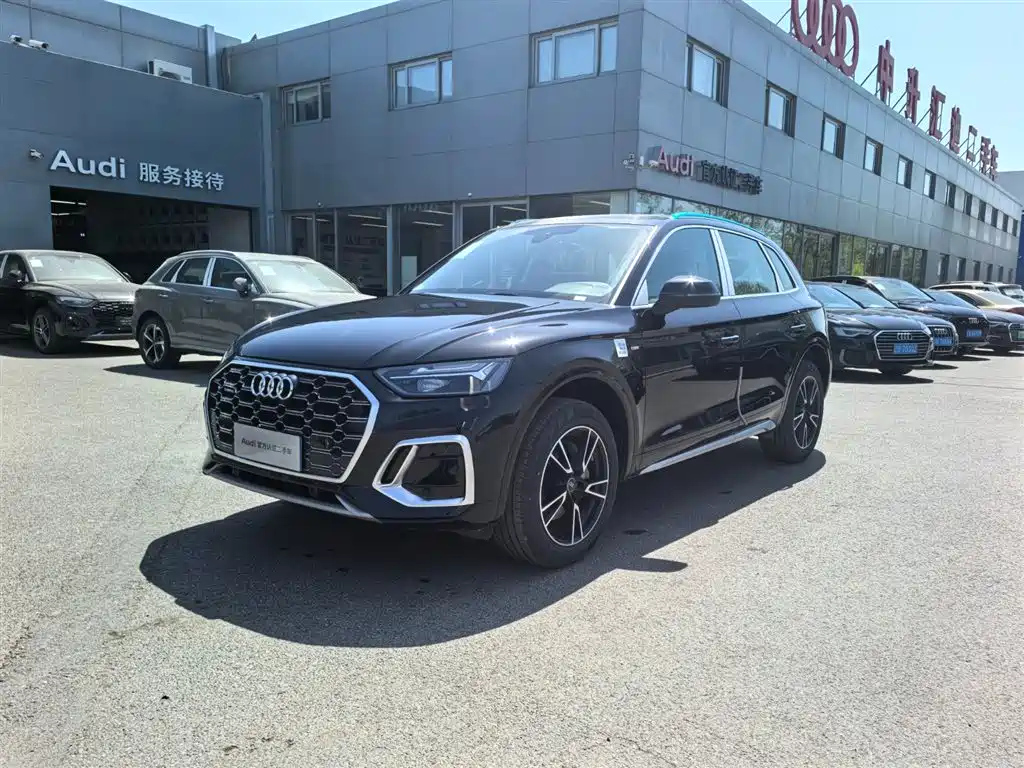 AUDI Q5L 2025