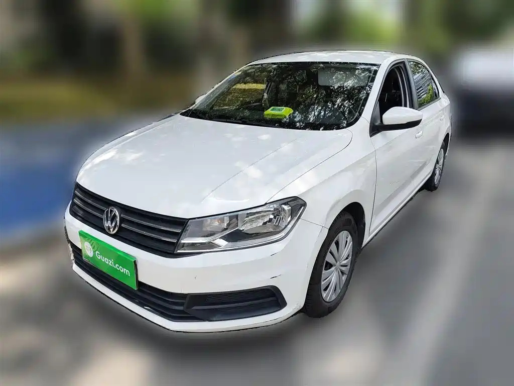VOLKSWAGEN SANTANA 2016