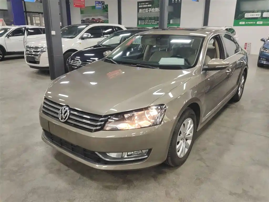 VOLKSWAGEN PASSAT 2015